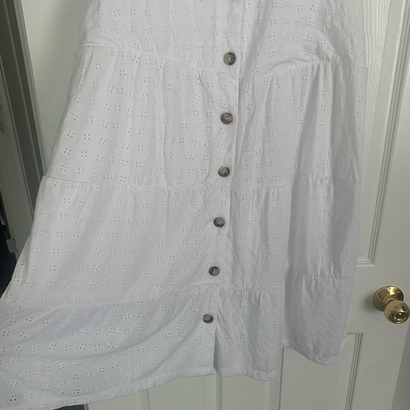 Sonoma Eyelet Dress - Picture 3 of 6